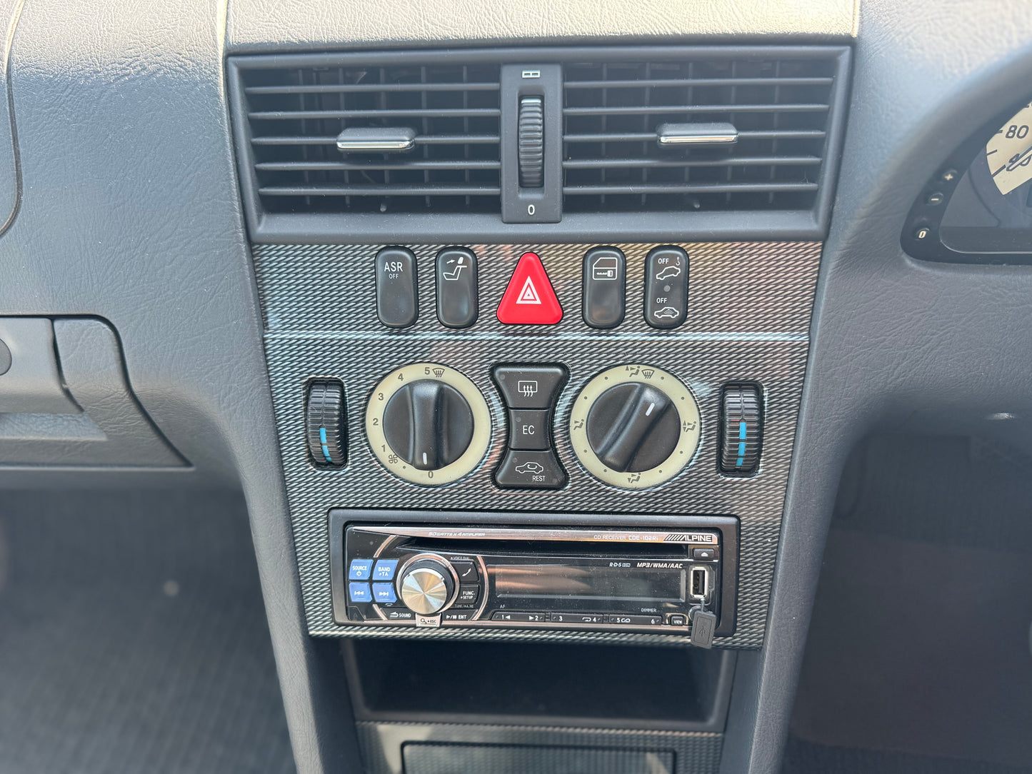 2000 Mercedes C240 V6