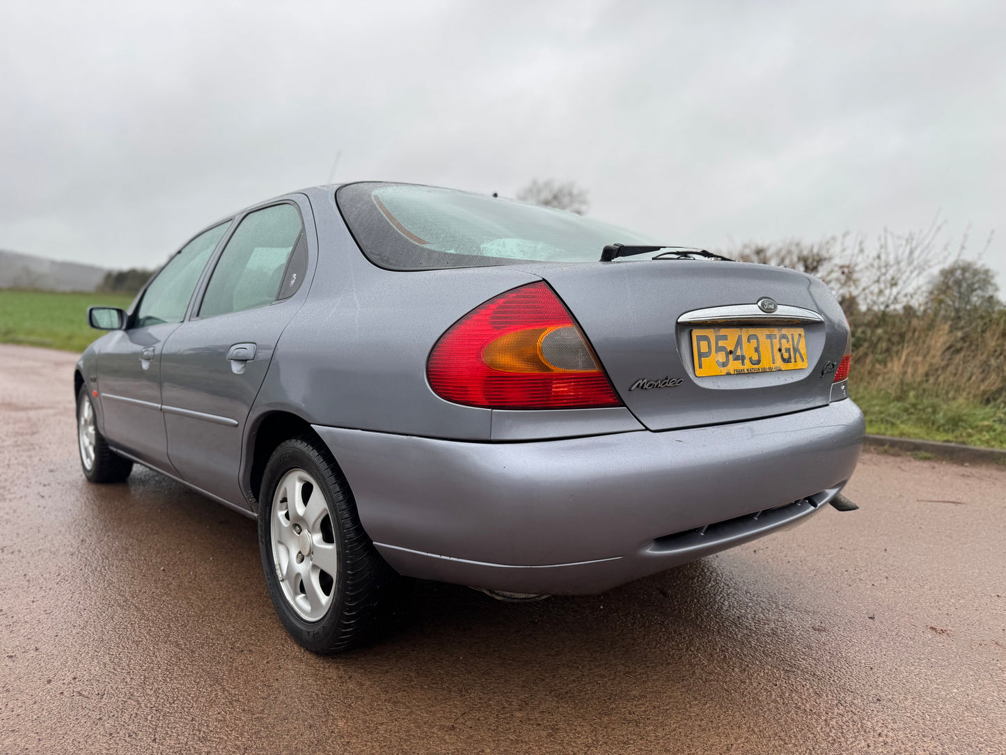 1997 Ford Mondeo Mk2 2.0 Ghia X