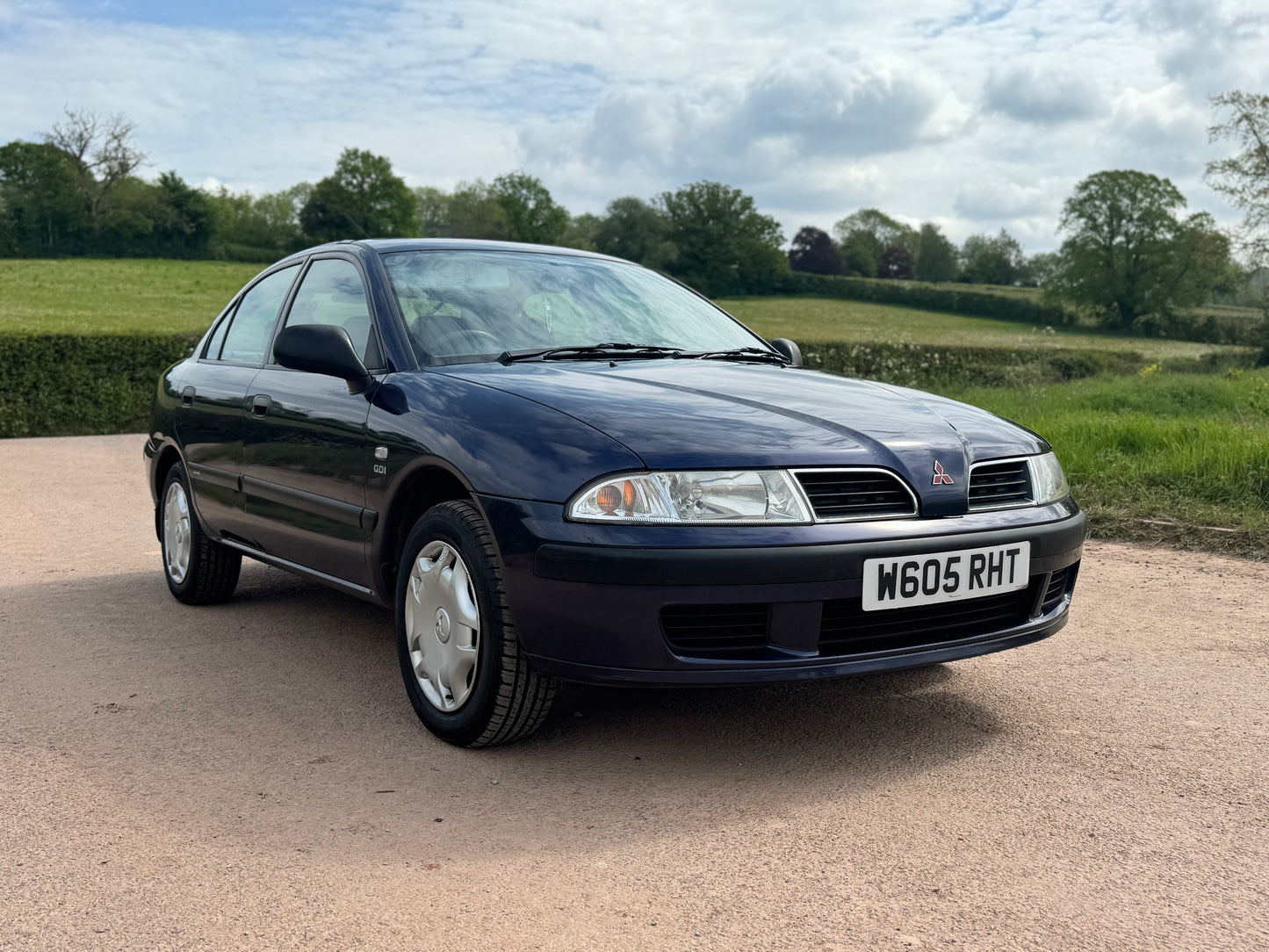 1999 Mitsubishi Carisma Equippe