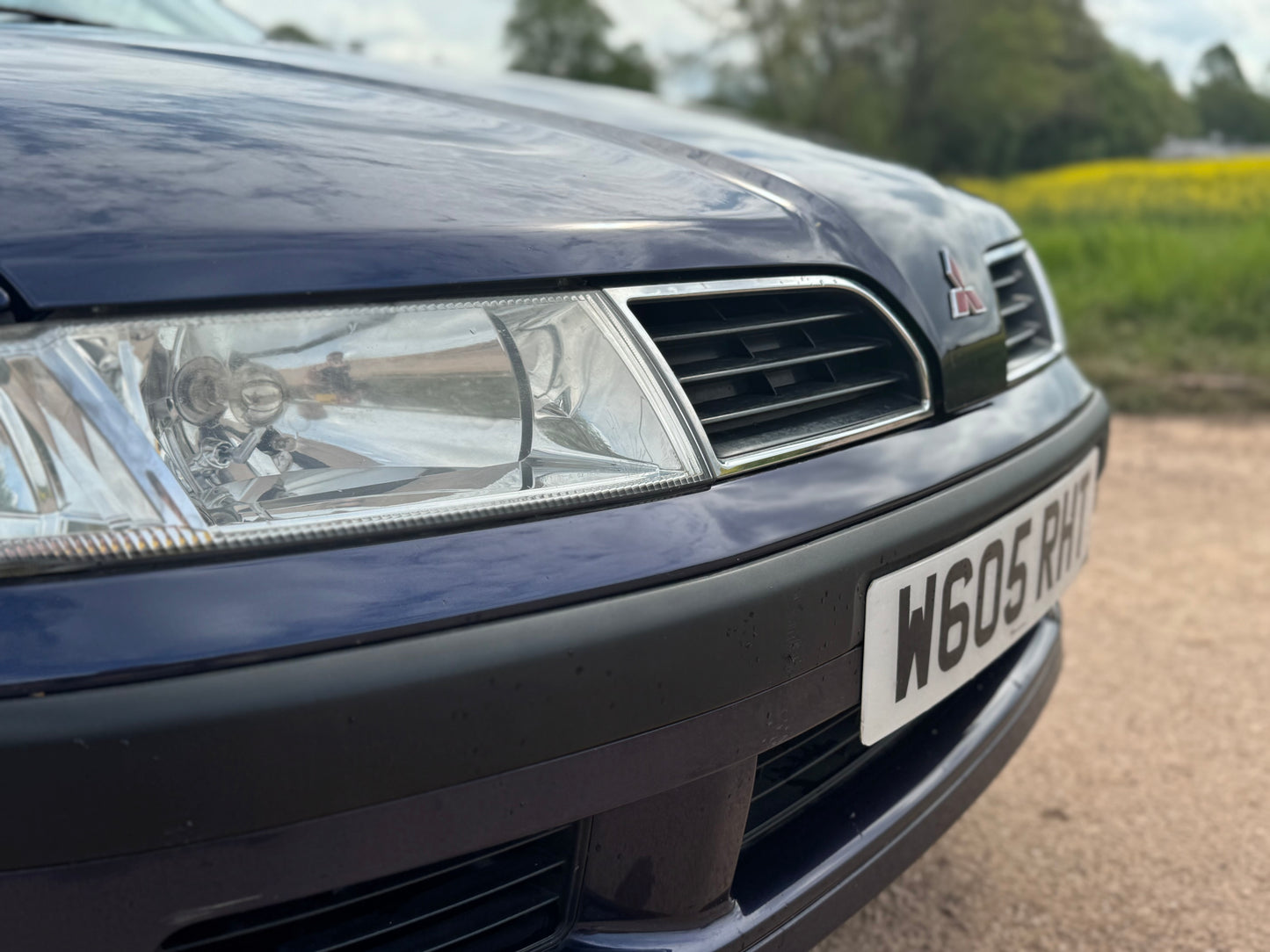 1999 Mitsubishi Carisma Equippe