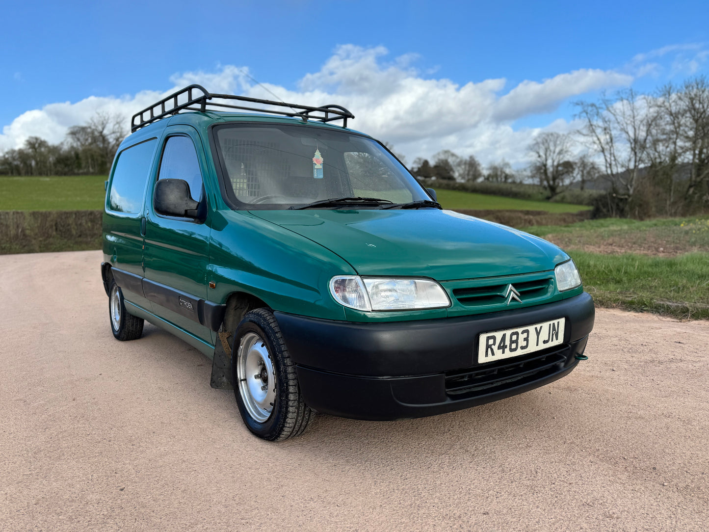 NO LONGER AVAILABLE 1997 Citroen Berlingo