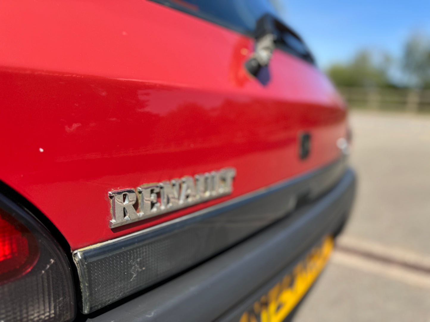 NO LONGER AVAILABLE 1995 Renault Clio RN 1.4