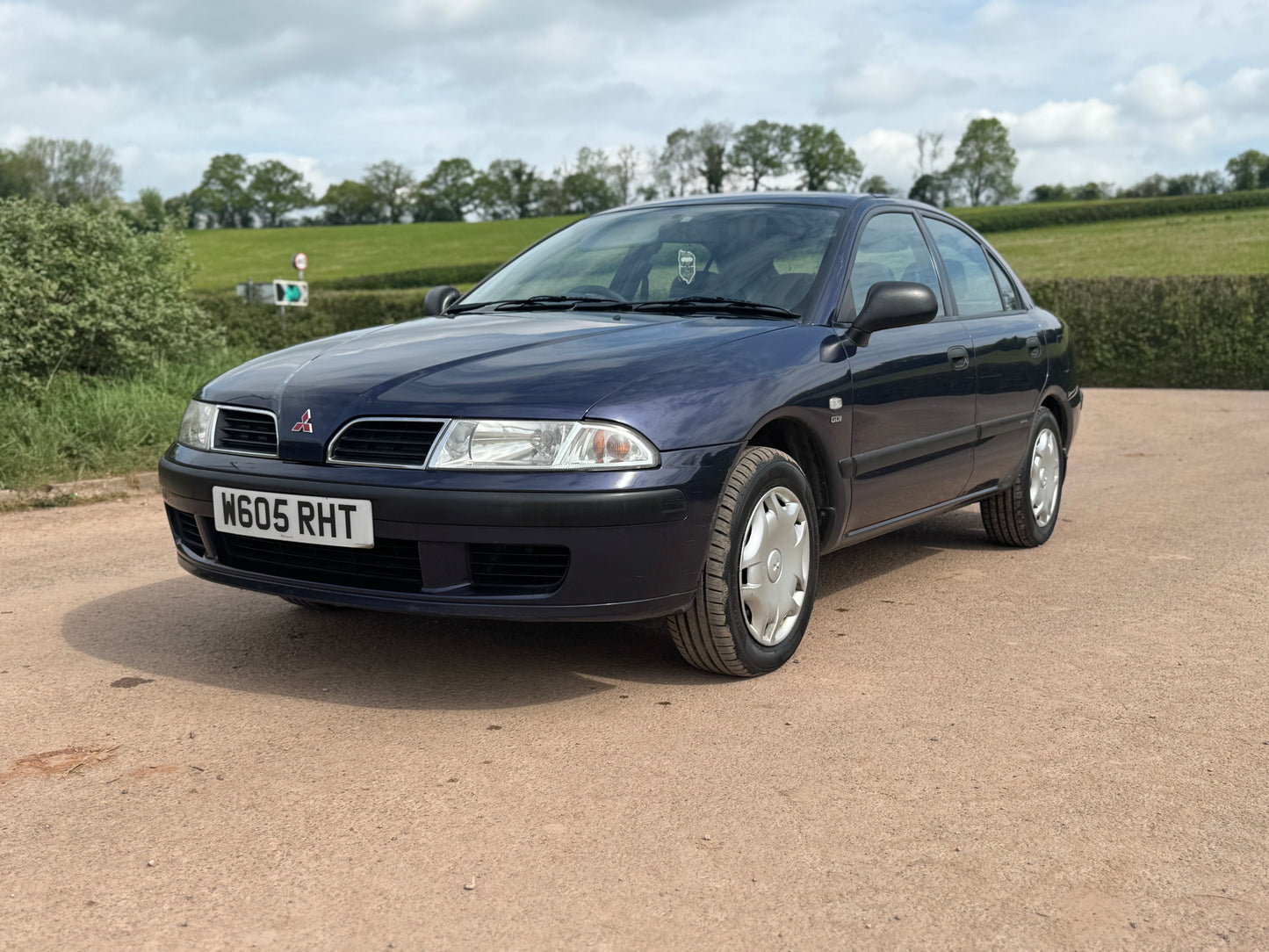 1999 Mitsubishi Carisma Equippe