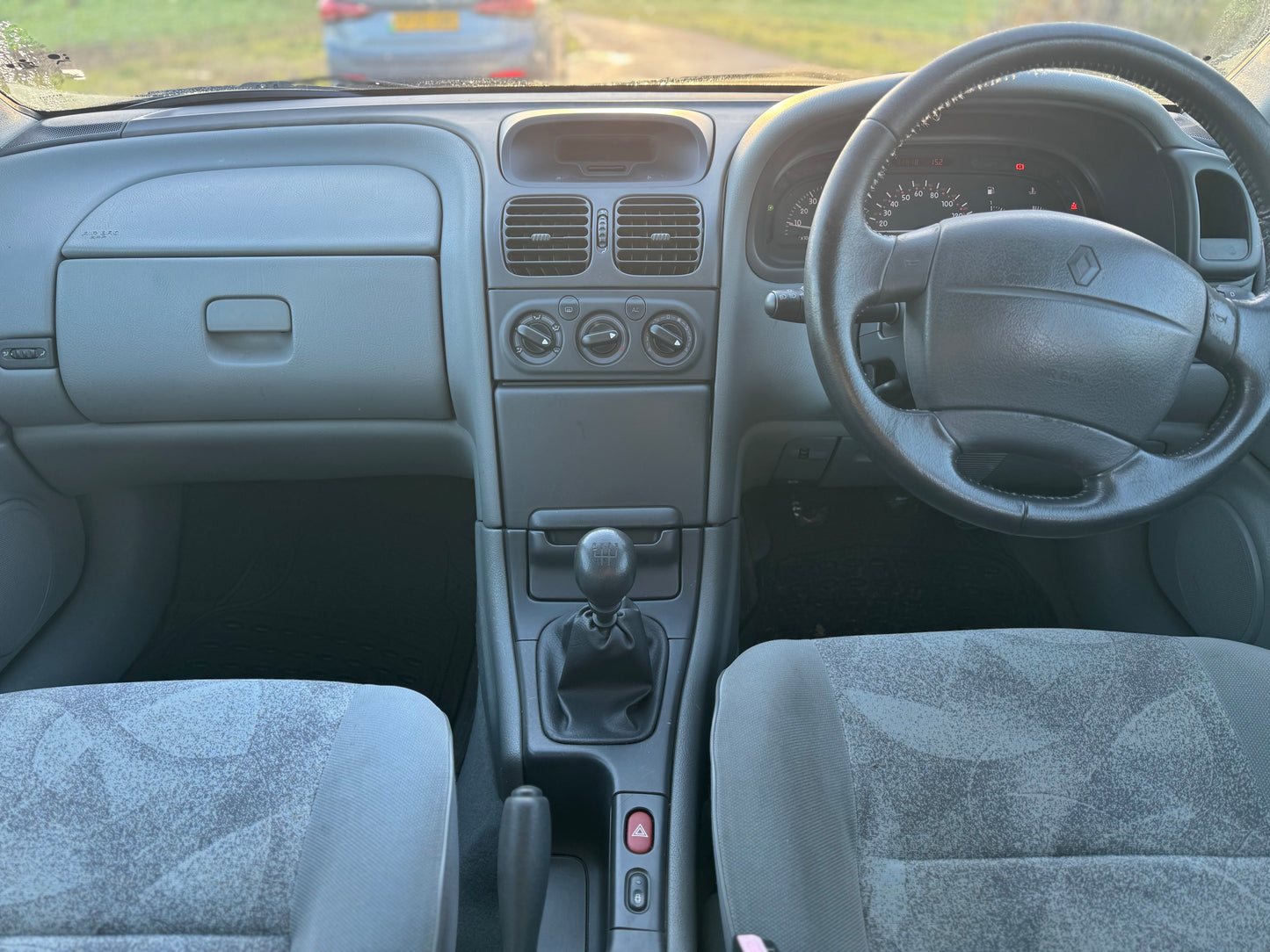 2000 Renault Laguna 1.8 Alizé