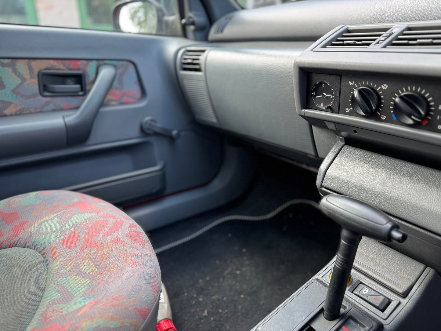 NO LONGER AVAILABLE 1995 Renault Clio RN 1.4