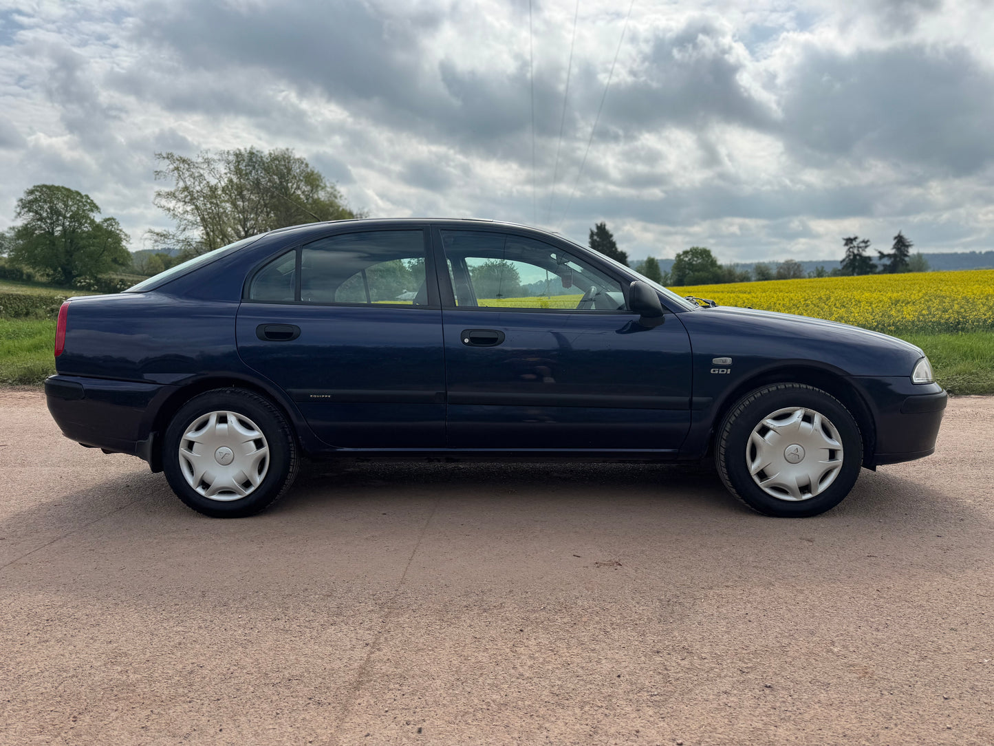 1999 Mitsubishi Carisma Equippe