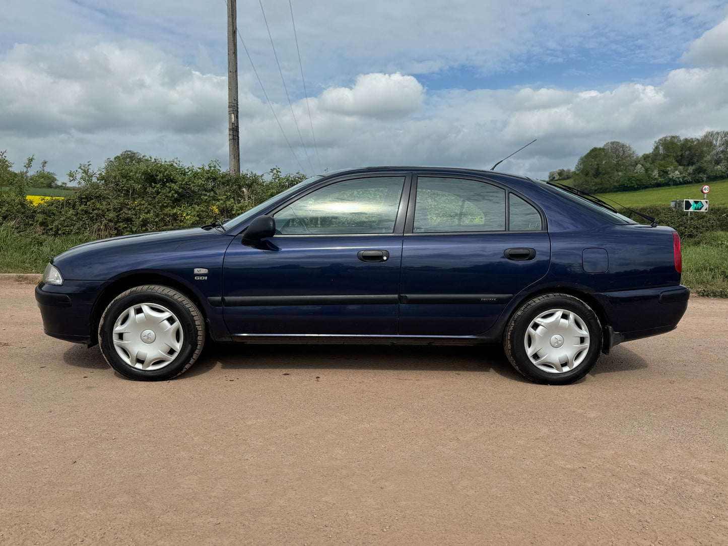 1999 Mitsubishi Carisma Equippe